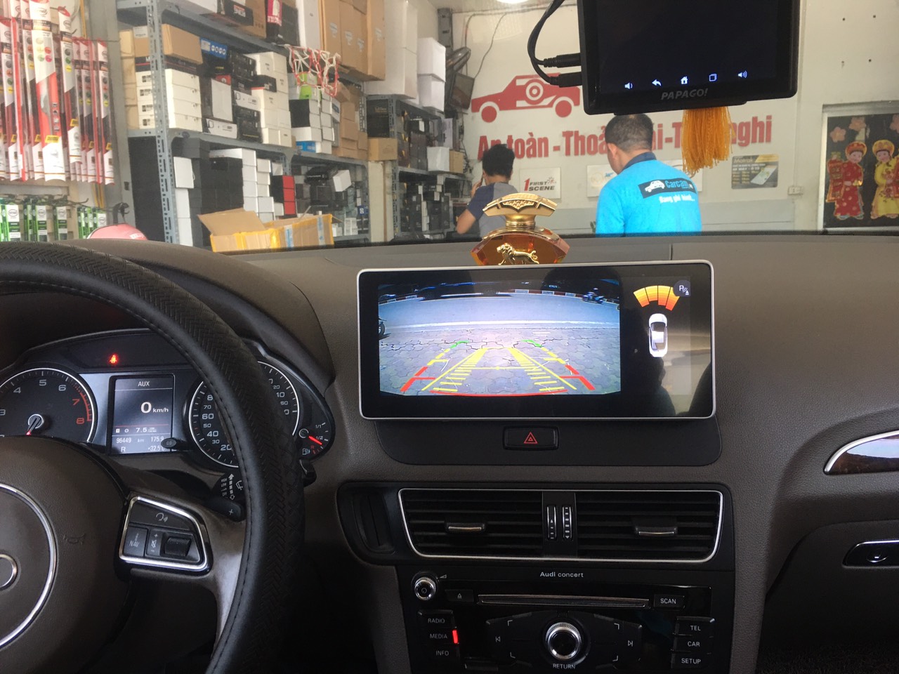 Lắp màn hình Audi Q5 android