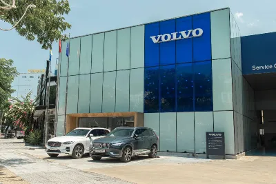 AP15 xuyên Việt: Đến thăm showroom Volvo Đà Nẵng tìm hiểu văn hóa Bắc Âu